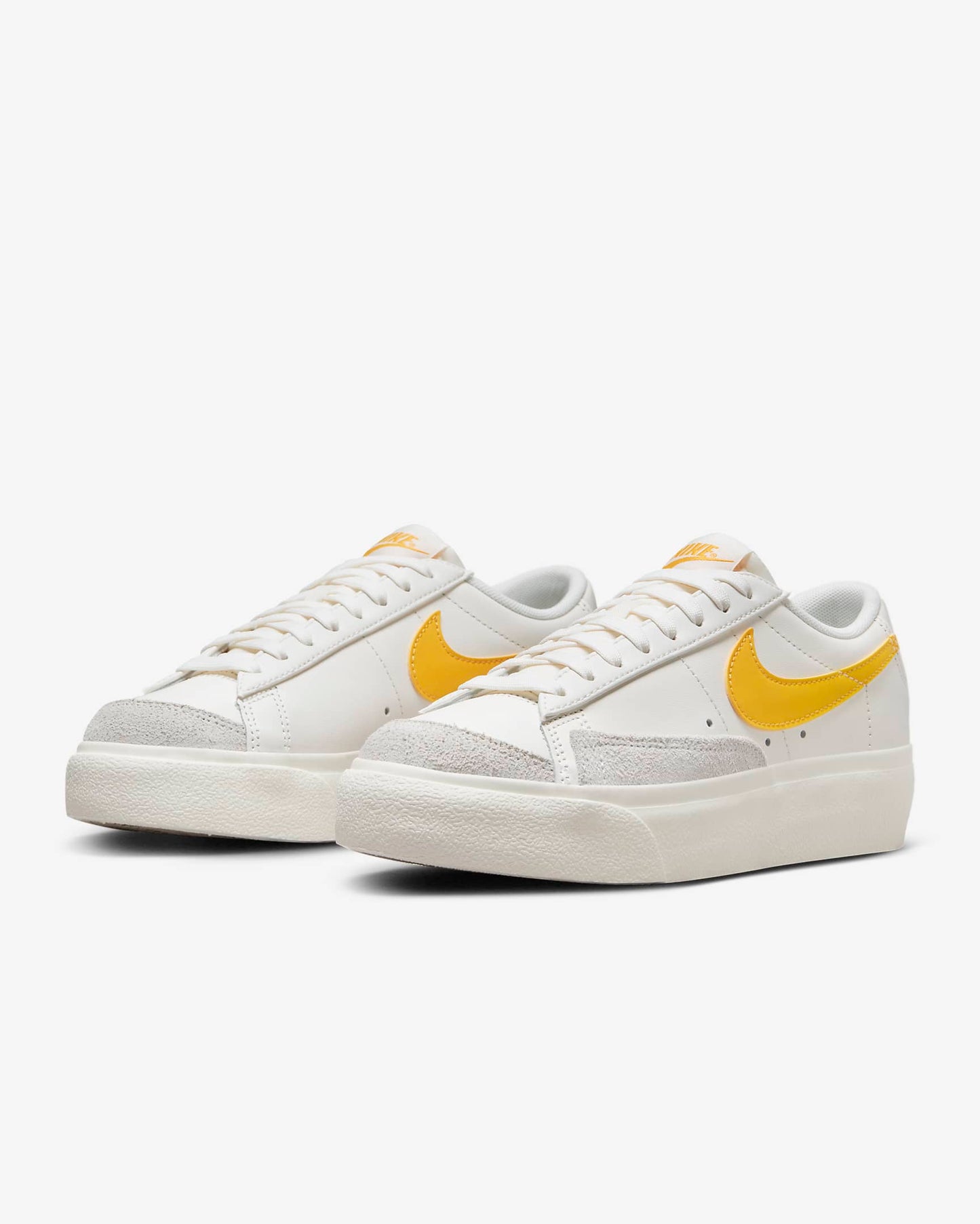 Tenis Nike Blazer Low Platform Mujer - Amarillo