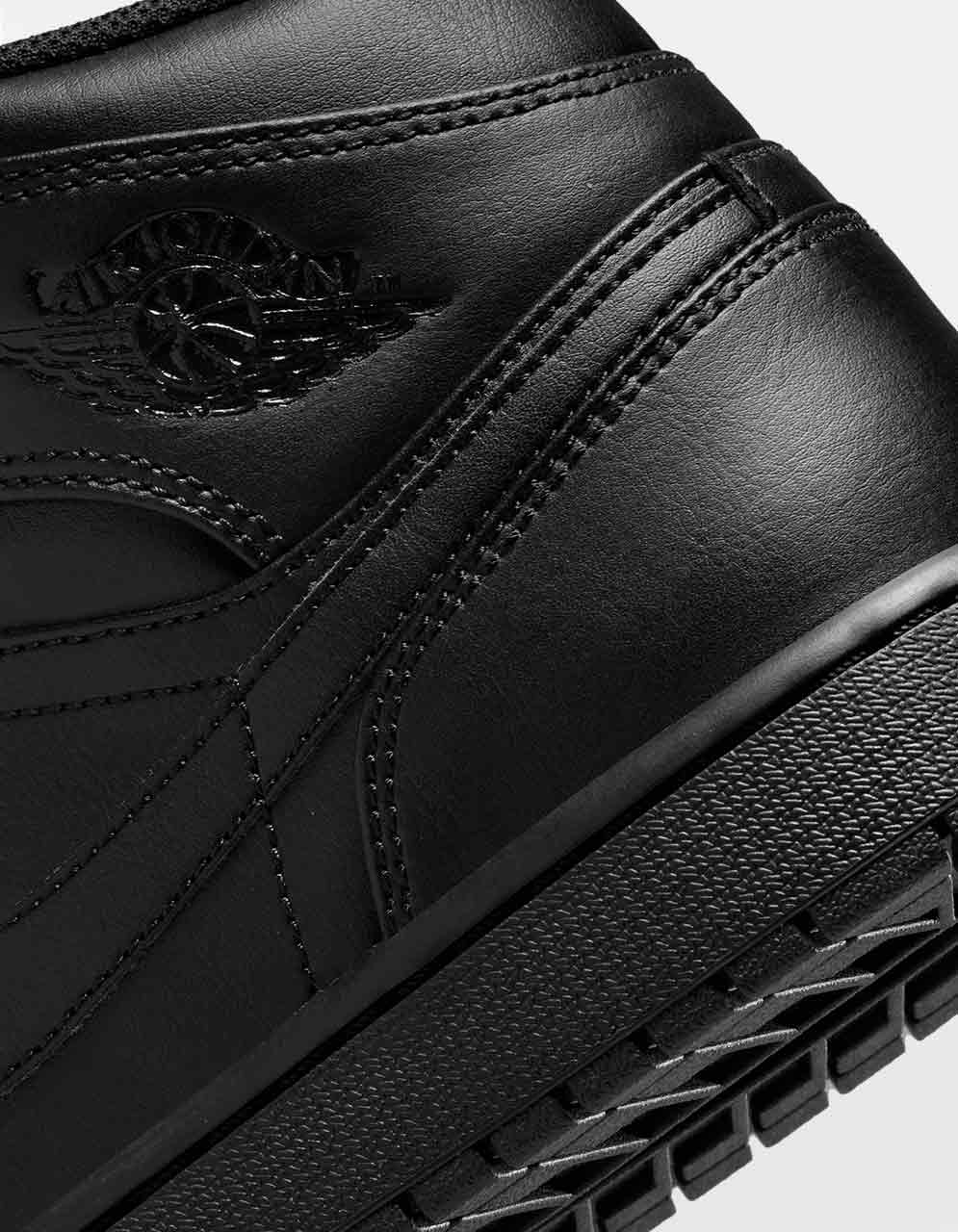 Tenis Nike Air Jordan 1 Mid Negro - Hombre