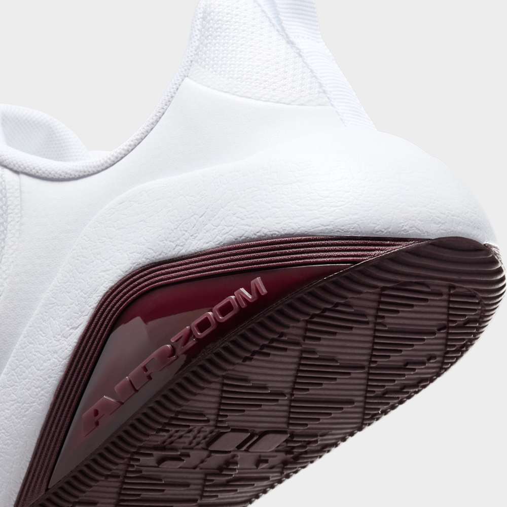 Tenis Nike Air Zoom Bella 7 - Mujer