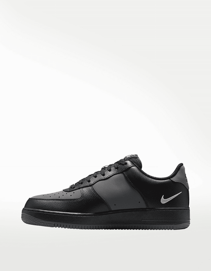 Tenis Nike Air Force 1 07 LV8 Negro - Hombre