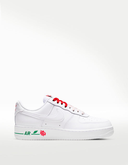 Tenis Nike Air Force 1 07 SE Blanco - Mujer