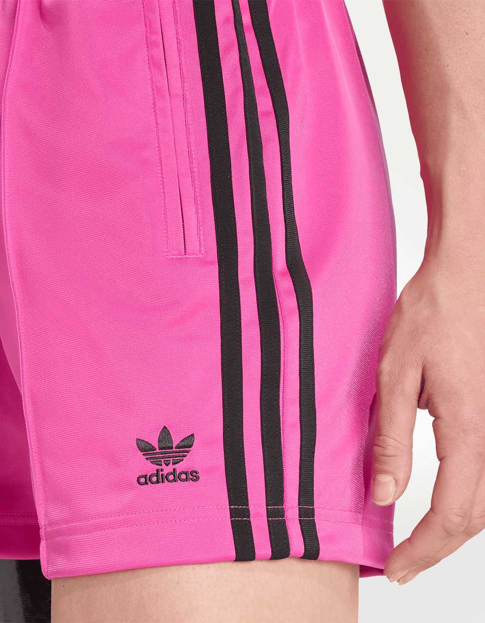 Short Adidas Firebird Negro - Mujer
