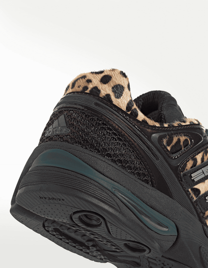 Tenis Adidas Adistar Control 5 Negro - Mujer