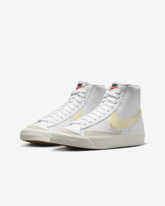 Tenis Nike Blazer MID 7 - Niños