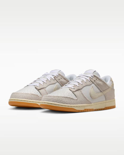 Tenis para hombre Nike Dunk Low Retro SE - Beige