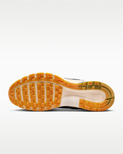 Tenis Nike P-6000 - Hombre