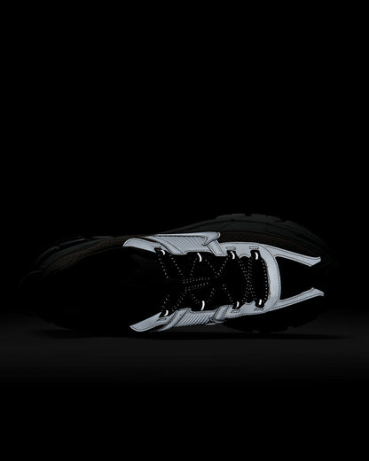 Tenis Nike Zoom Vomero Roam - Hombre