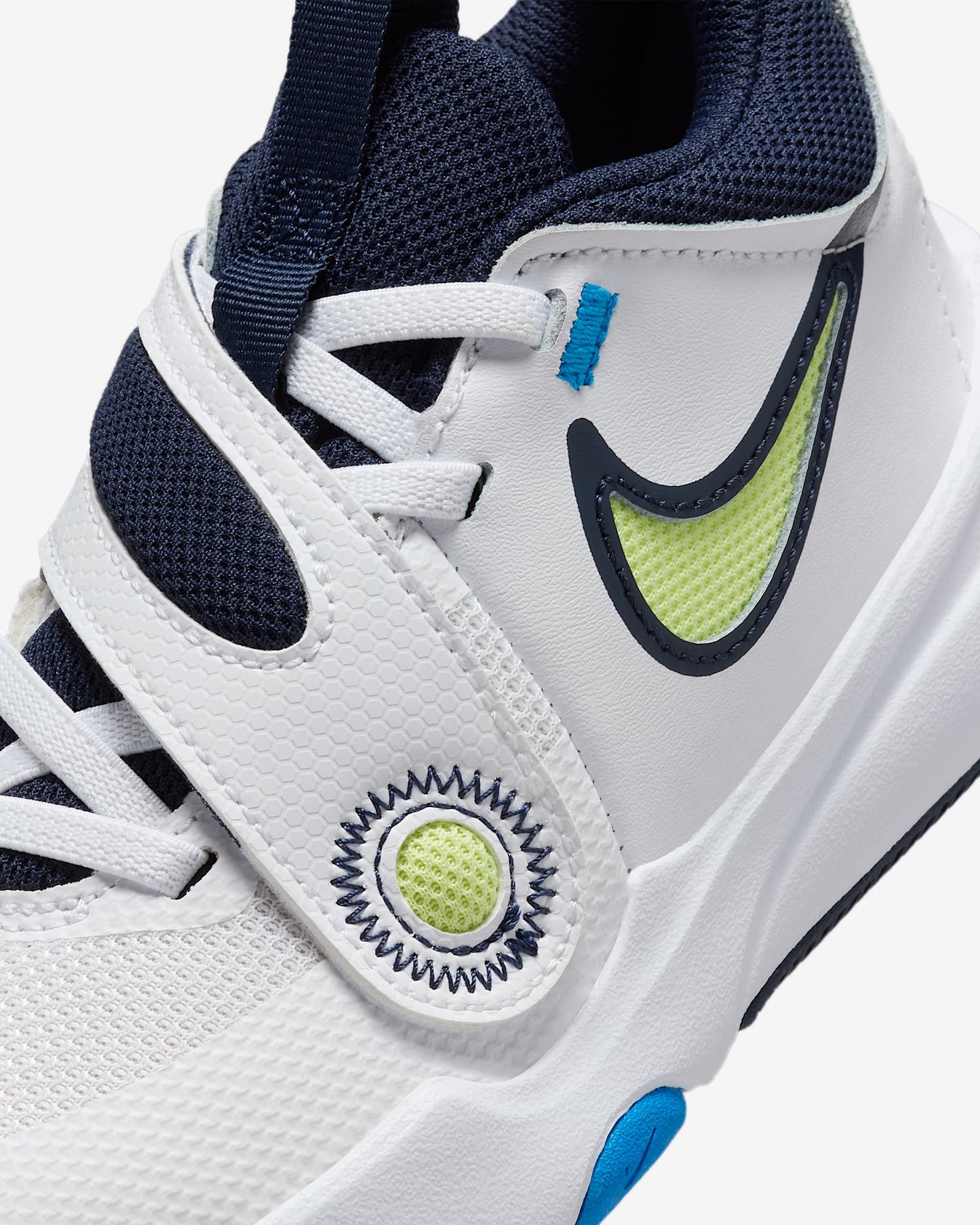 Tenis Nike Team Hustle D11 - Blanco