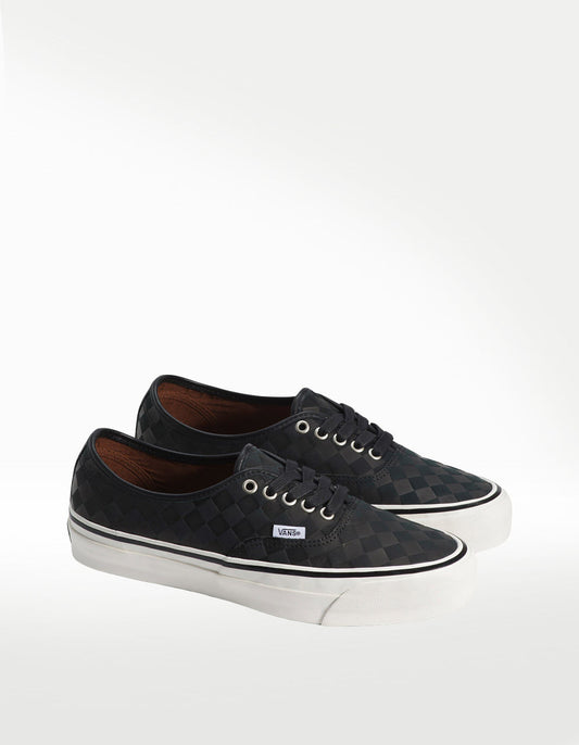 Tenis Vans LX Authentic 44 Negro - Mujer