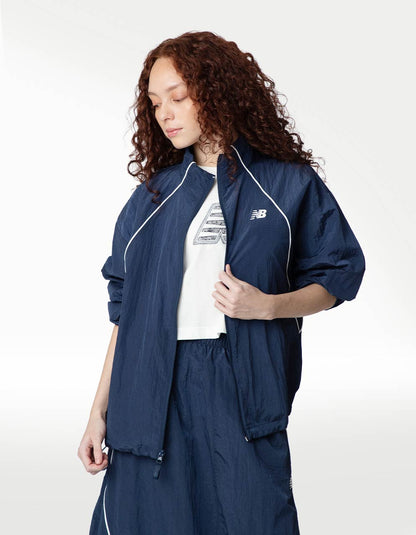 Chamarra New Balance Sport Legacy Azul - Mujer