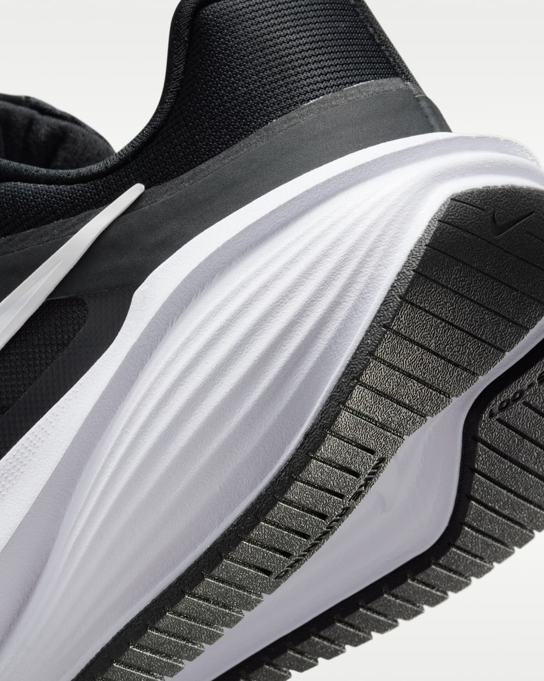 Tenis Nike Downshifter 14 Negro - Mujer