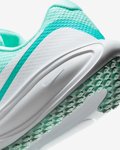 Tenis Nike Revolution 8 Verde - Mujer