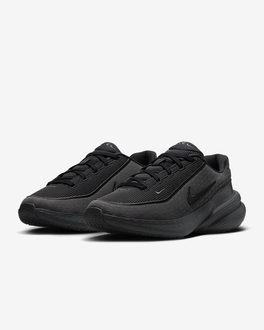 Tenis Nike Uplift SC Negro - Mujer
